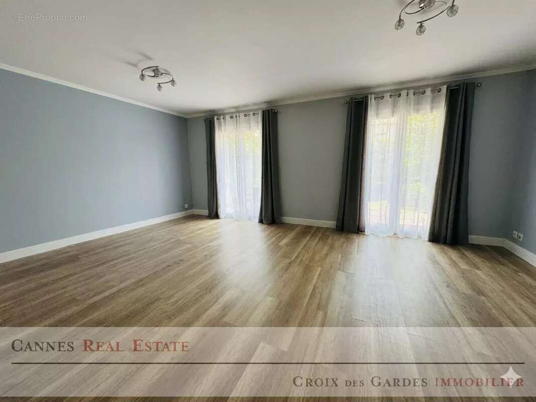 Maison à VILLENEUVE-LOUBET