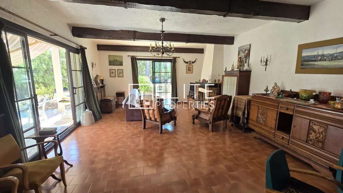 Appartement 3 pièces en bas de villa 104 m² + terrain de 1000 m² mouans-sartoux - photo 5