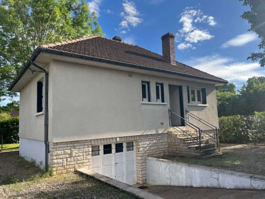 Maison à APPOIGNY