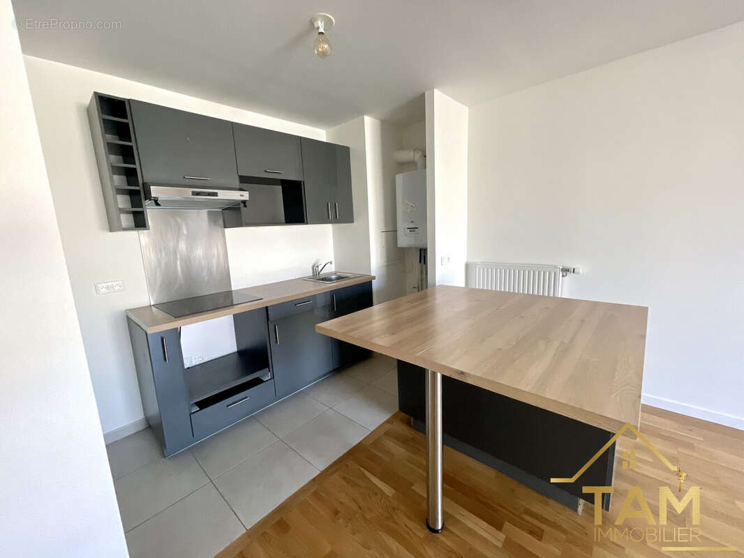 Appartement à SAINT-CYR-L'ECOLE