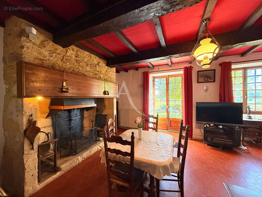 Maison à VILLEFRANCHE-DU-PERIGORD