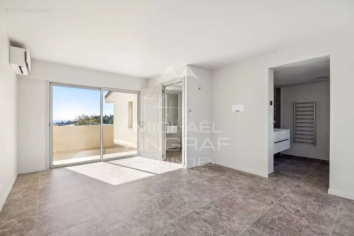 Appartement à CAGNES-SUR-MER