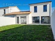 Maison à SAINT-GERMAIN-DU-PUCH