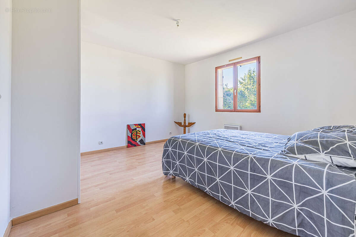 Maison à SAINT-ORENS-DE-GAMEVILLE