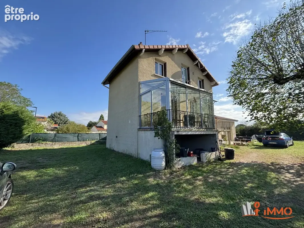 Maison 8 pièces 155 m² à vendre à Bonson (42160) - photo 8