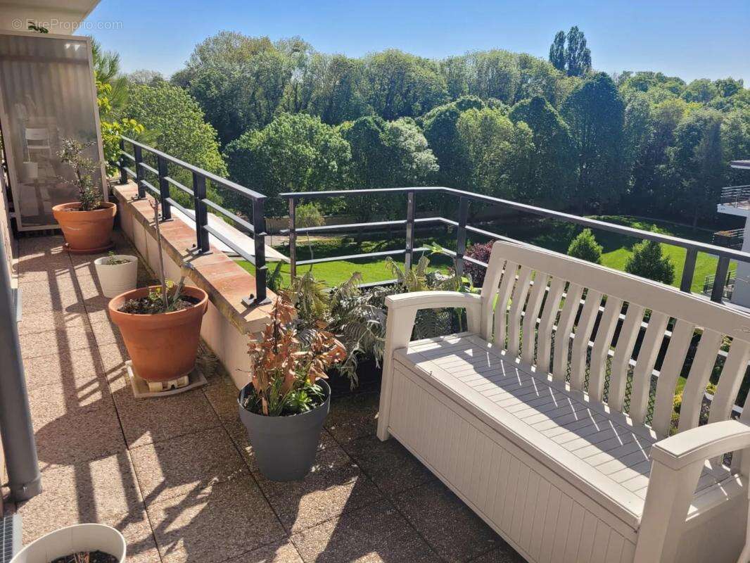 Appartement à VILLEPREUX