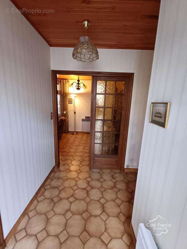 Maison à SAINT-PRIVAT