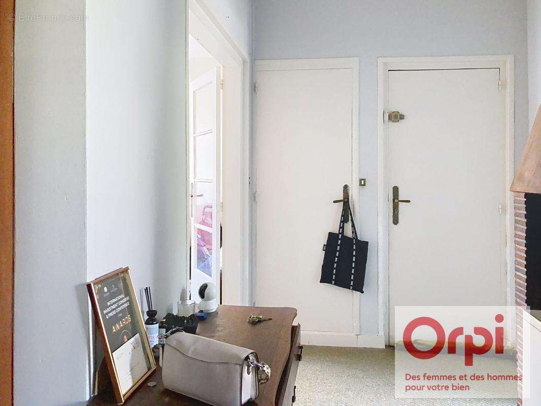 Appartement à ISSY-LES-MOULINEAUX