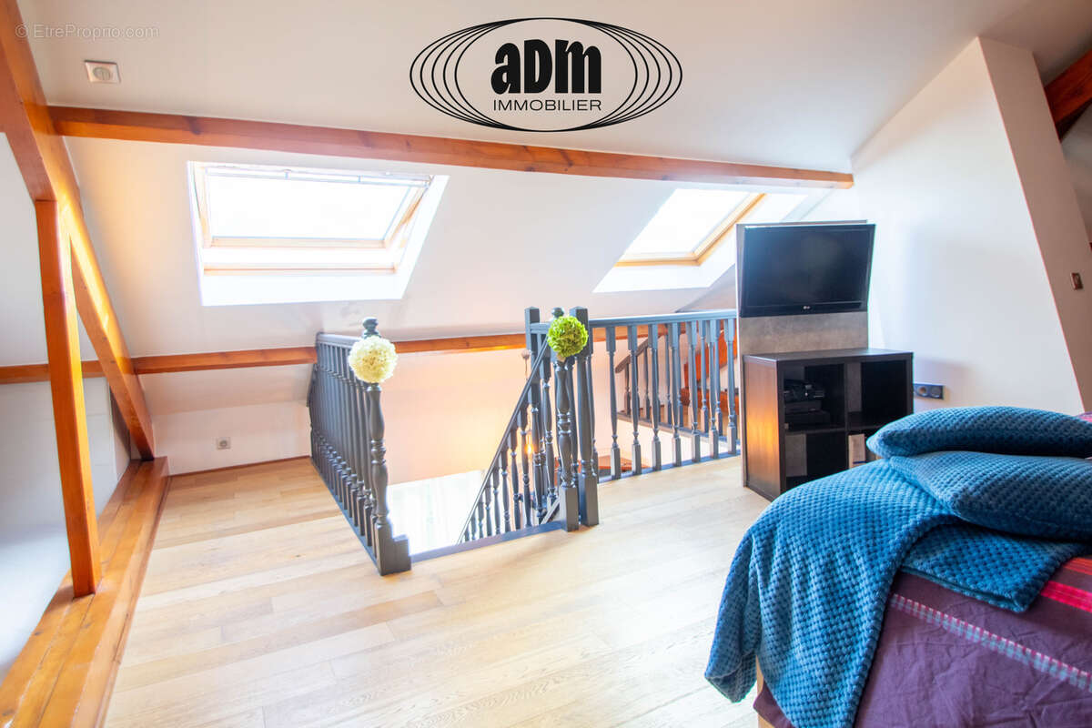 Maison à CHAMPS-SUR-MARNE