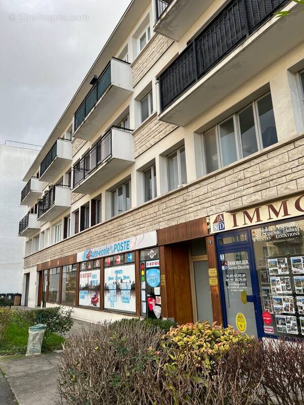 Appartement à LE BLANC-MESNIL