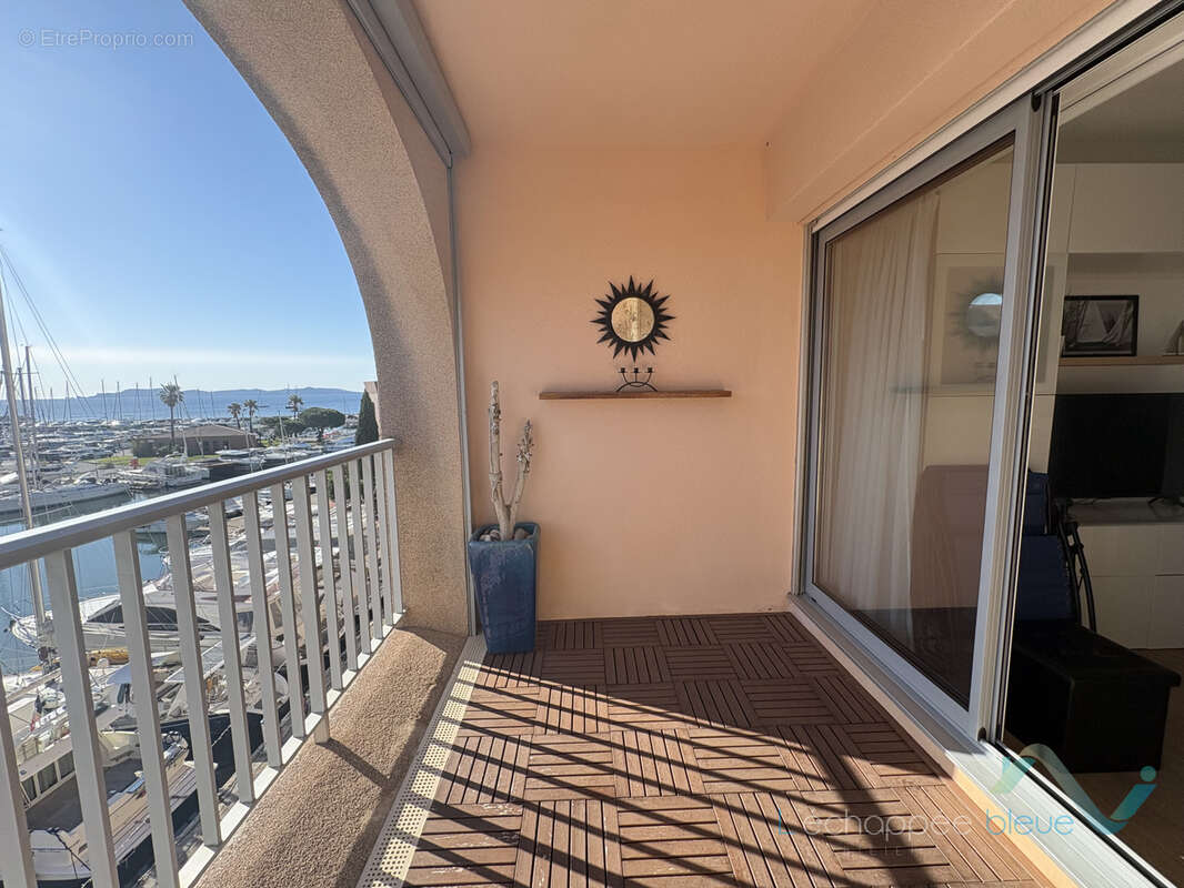 Appartement à HYERES