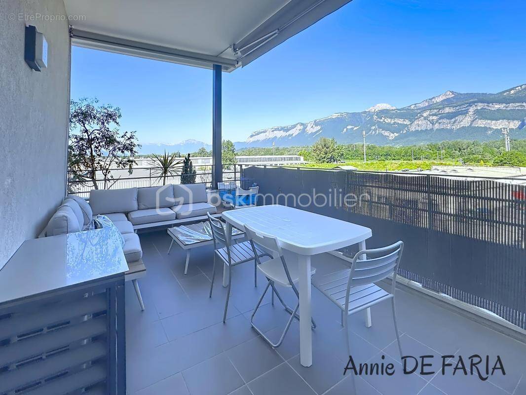 Appartement à FROGES