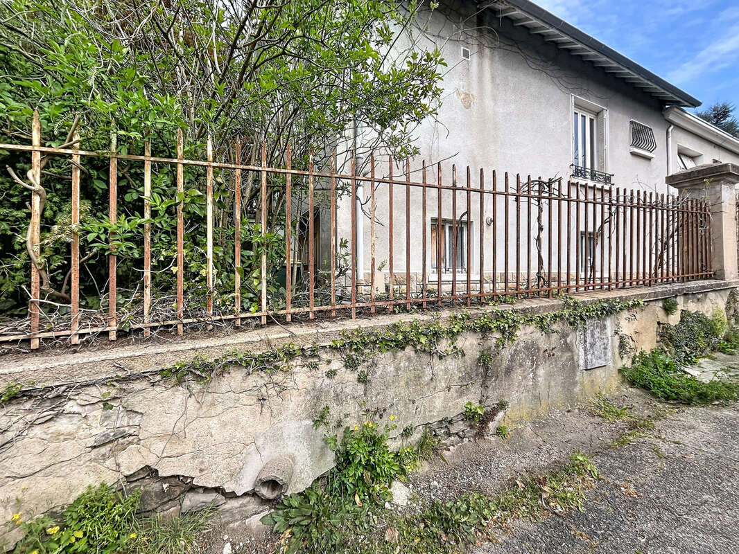 Maison à FRANCHEVILLE