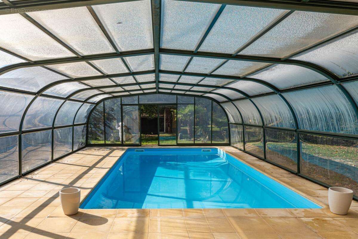 Maison à YVRE-L'EVEQUE