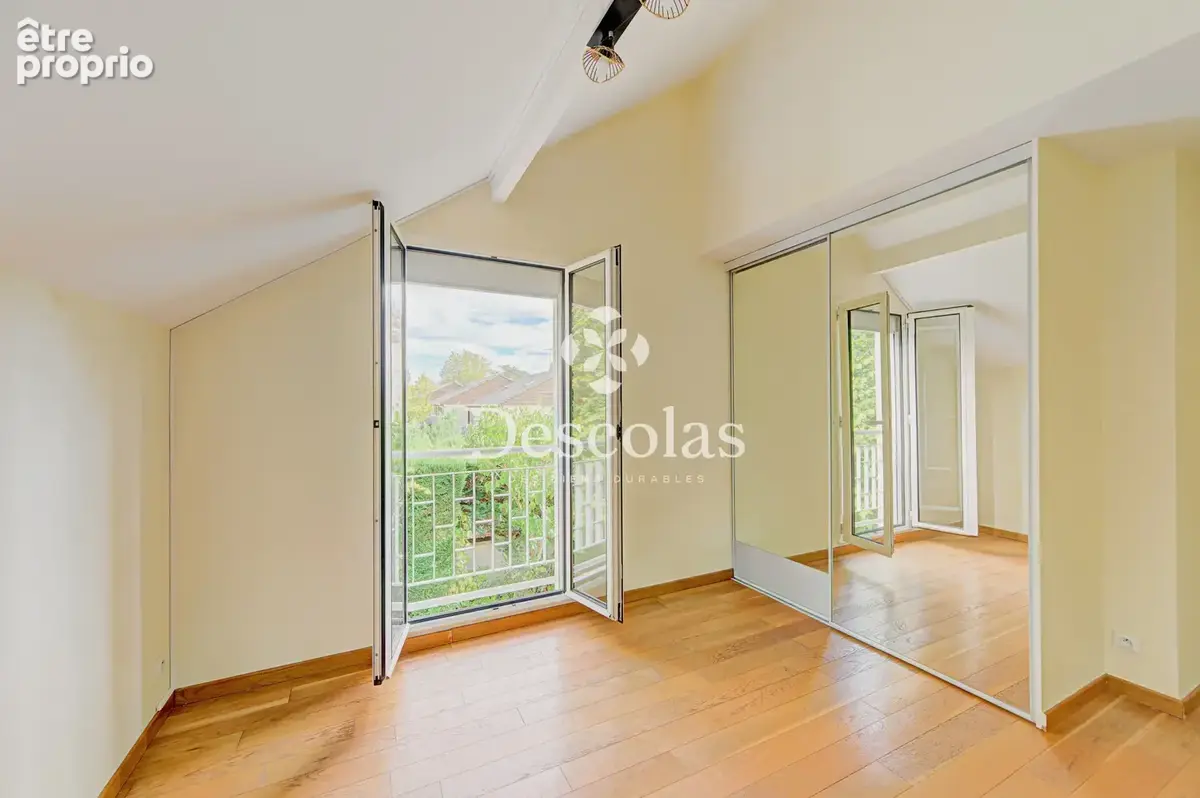SAINT-GERMAIN-EN-LAYE Plateau - Maison familiale 181 m2 plein sud avec jardin - photo 24