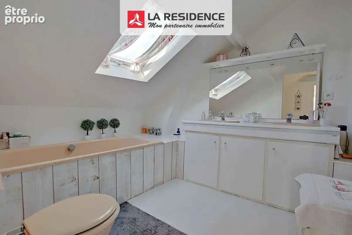 Maison 105 m² à La Verriere  - photo 7