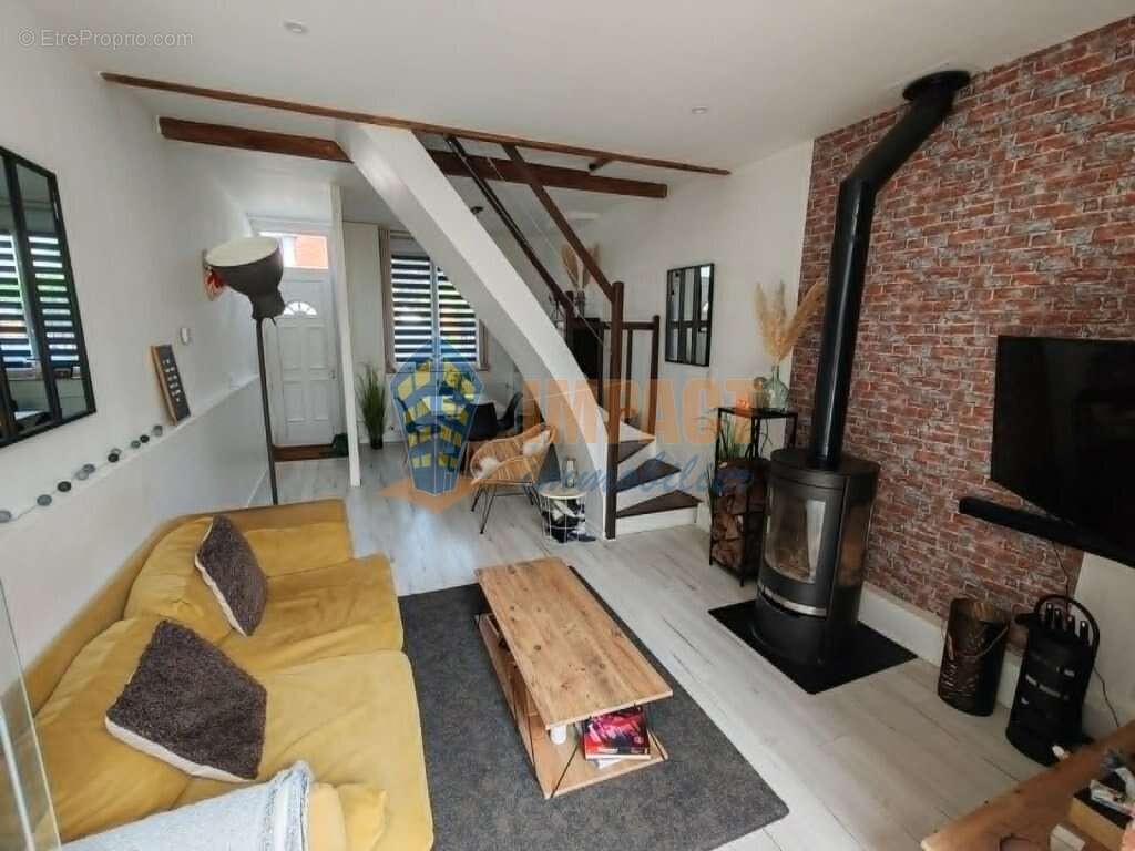 Jolie 1930 rénovée avec goût, 3 chambres, jardin, quartier calme et agréable - photo 2
