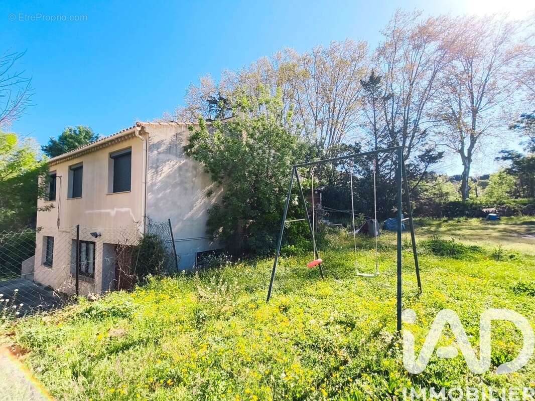 Maison 86 m² à Tressan  - photo 2