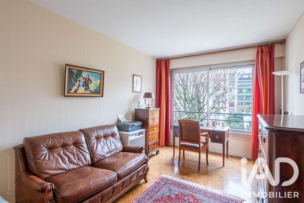 Photo 8 - Appartement à BOULOGNE-BILLANCOURT