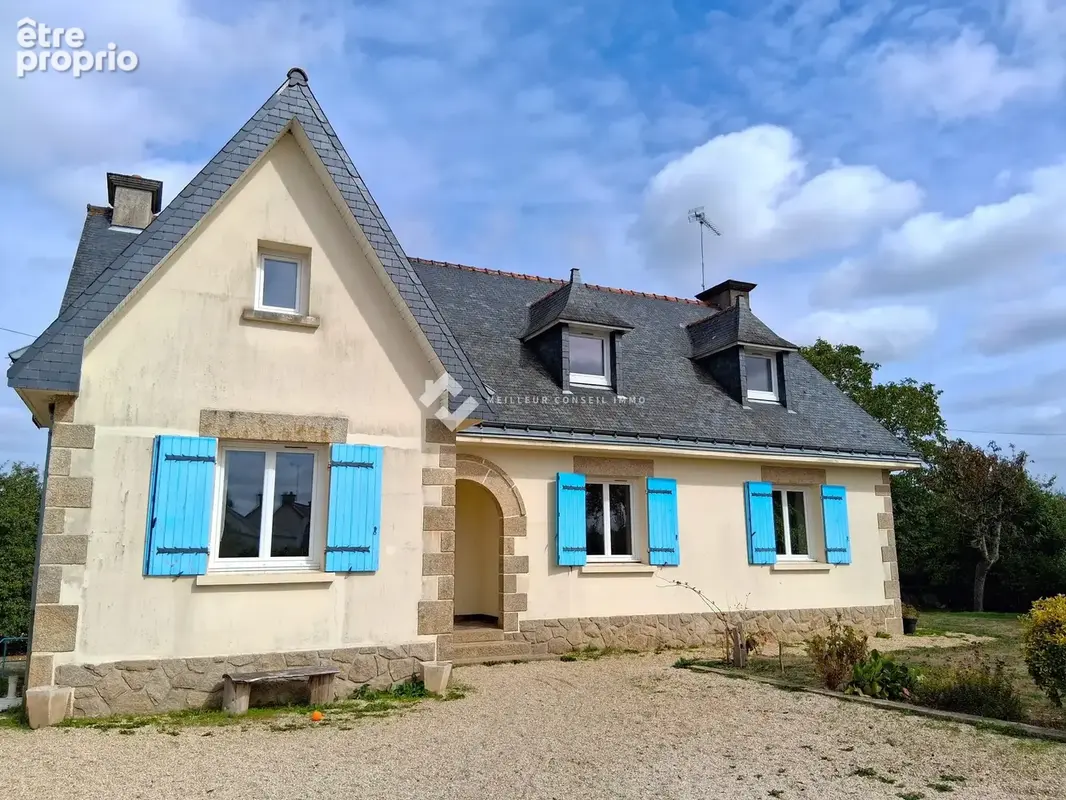 Photo Maison à Quintin au prix de 293 000€