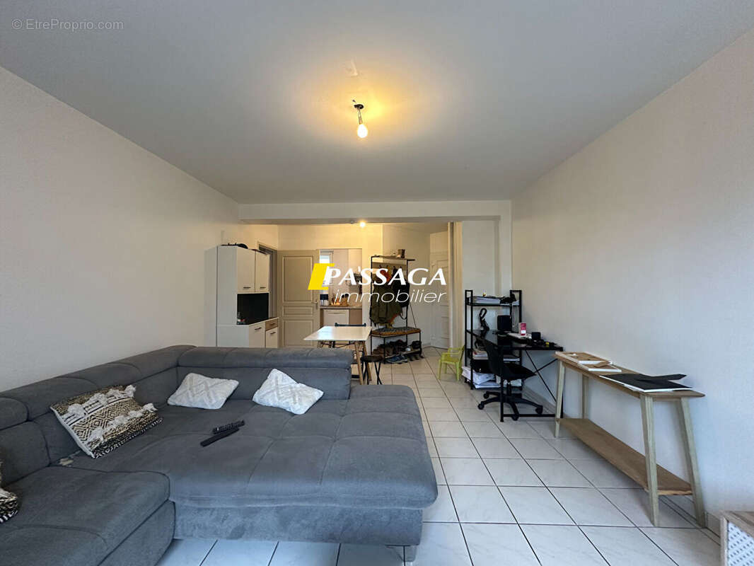 Appartement à LAISSAC