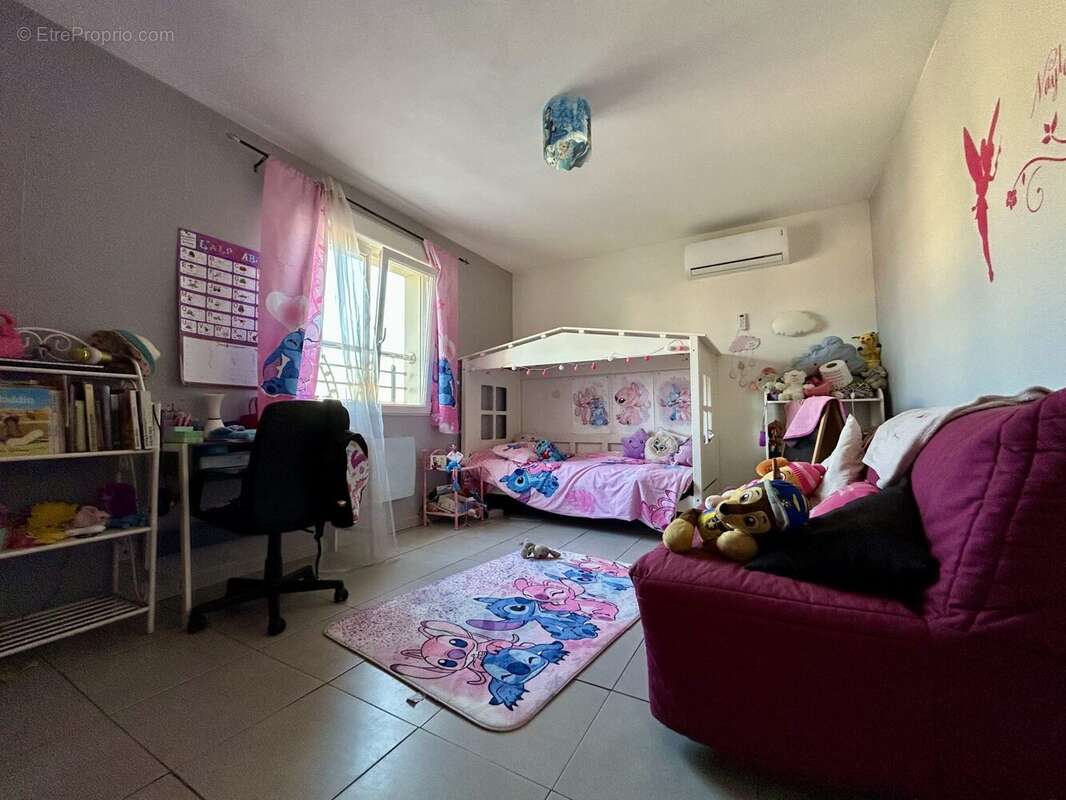 Maison à SAINT-GILLES