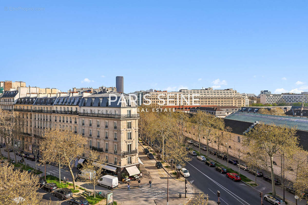 Appartement à PARIS-7E