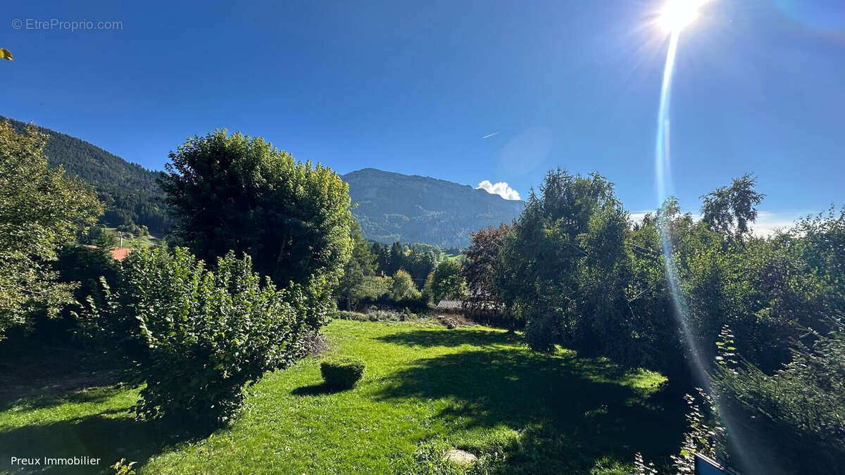 Maison à SAINT-SIXT