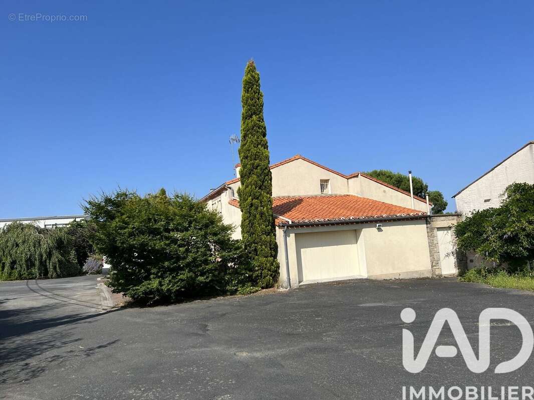 Photo 2 - Maison à TILLIERES