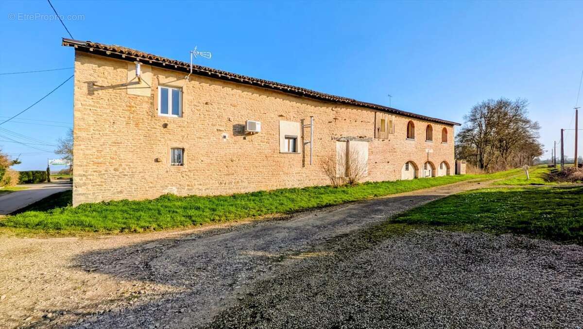 Maison à UCHIZY