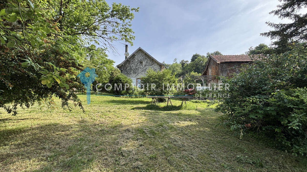 Maison à SAINT-CHEF