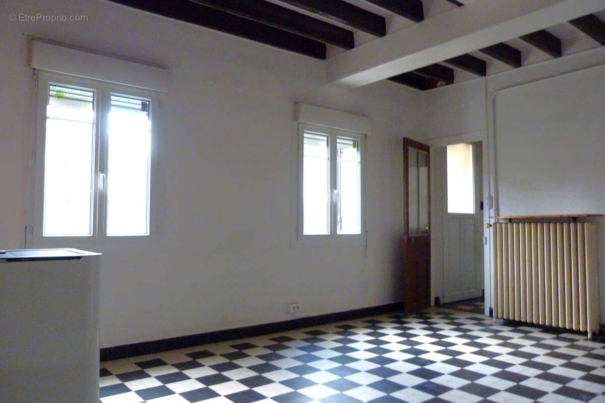 Maison à SAINT-AUBIN-DE-CRETOT