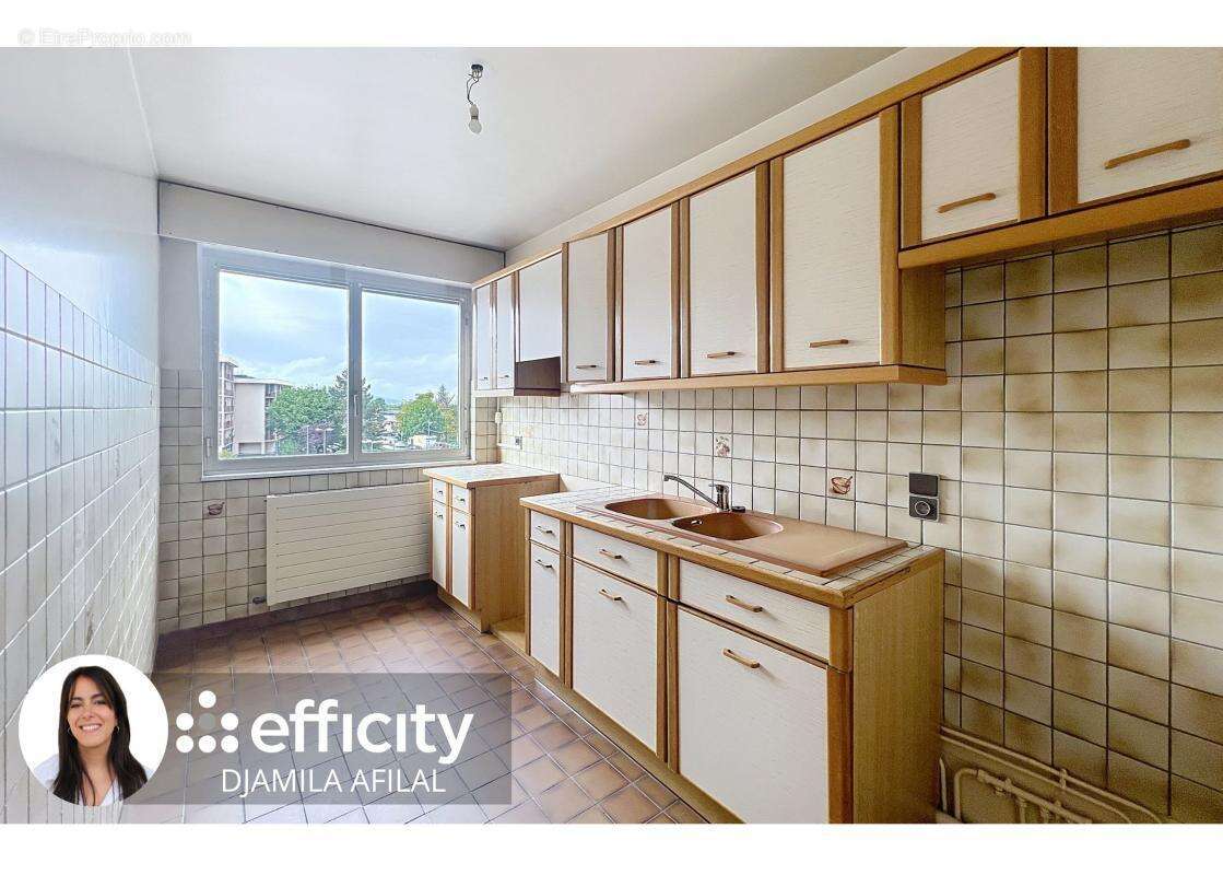 Appartement à LA ROCHE-SUR-FORON