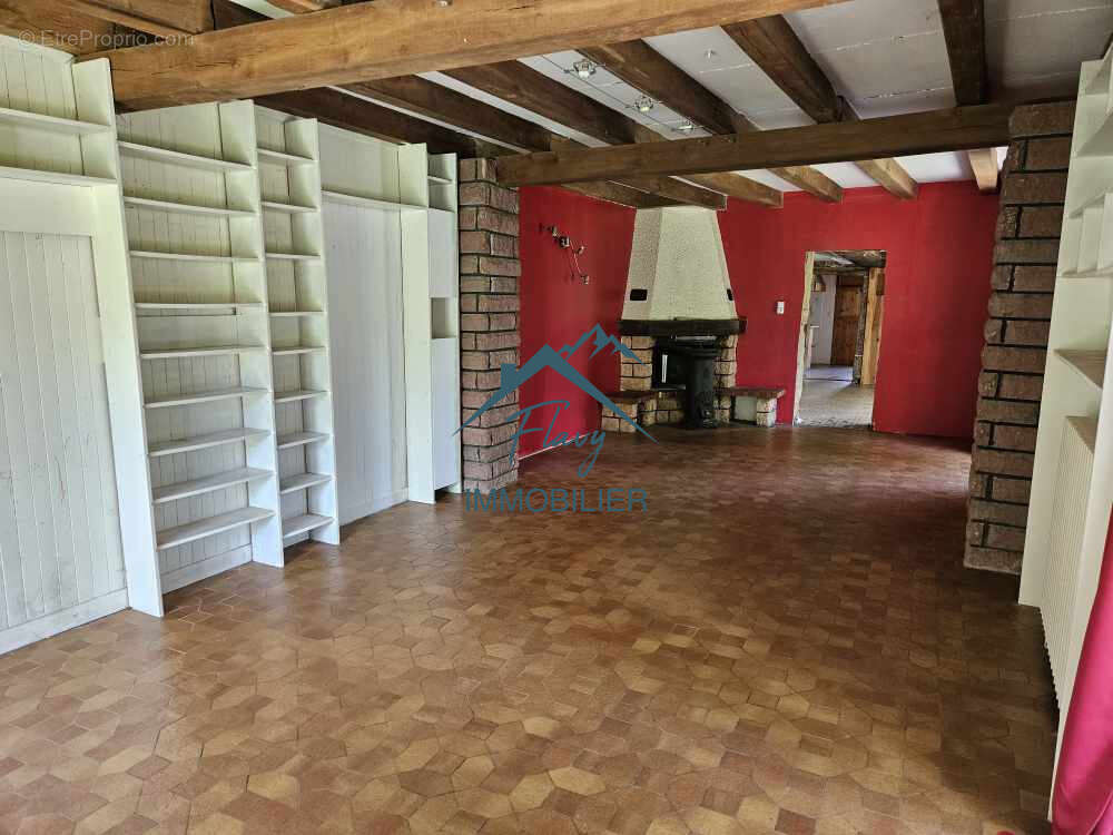 Maison à GRANDVILLERS