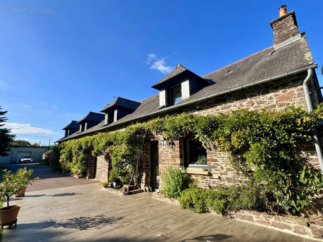 Maison à SAINT-GONLAY