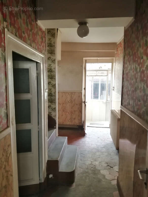 Maison de village à rénover de 128 m² hab. (Quatre chambres) - photo 14