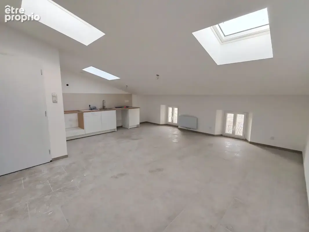 À vendre   Appartement T3 rénové à neuf à Camps-la-Source - photo 1
