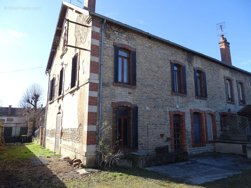 Maison à CHATILLON-SUR-SEINE