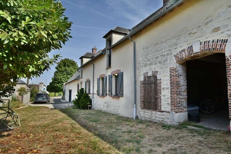 Maison longère à vendre 8 pièces DAMMARIE (28) - photo 2