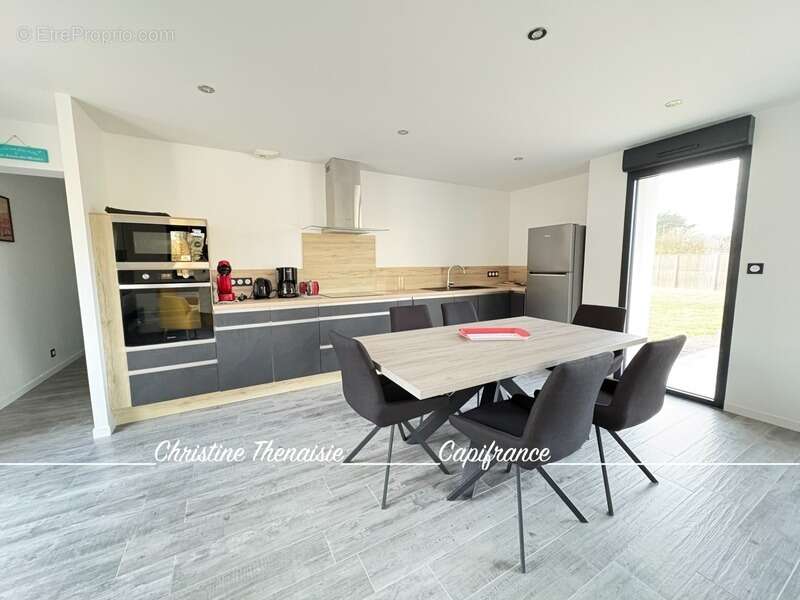 Maison à vendre Contemporaine - 2 chambres avec salle d'eau privative - Grand terrain  SAINT JEAN DE MONTS (85) - photo 12