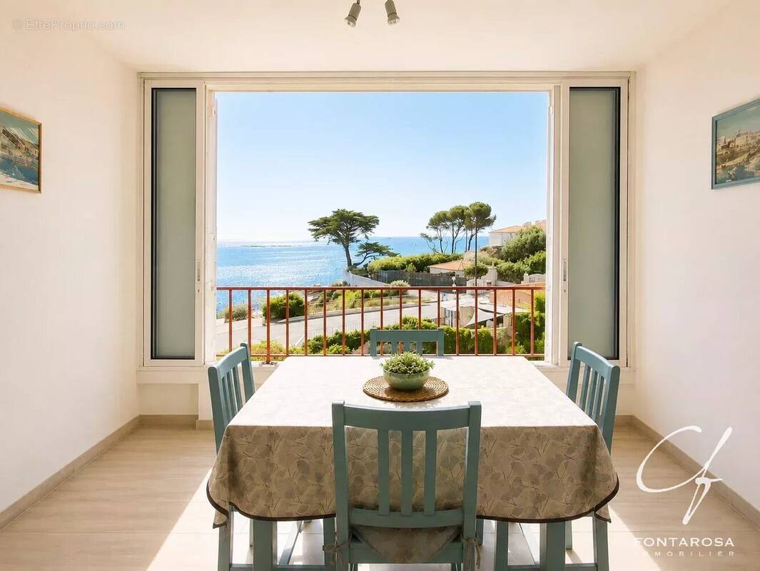 Appartement à FREJUS
