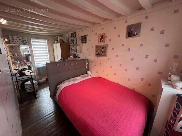 Maison 91 m² à Glos  - photo 9