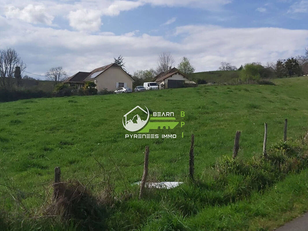 Terrain à VIELLESEGURE