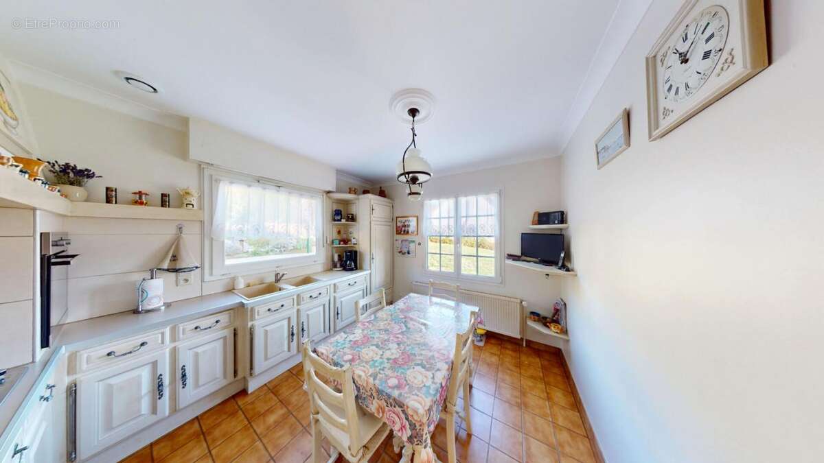 Maison à SAINT-BOHAIRE