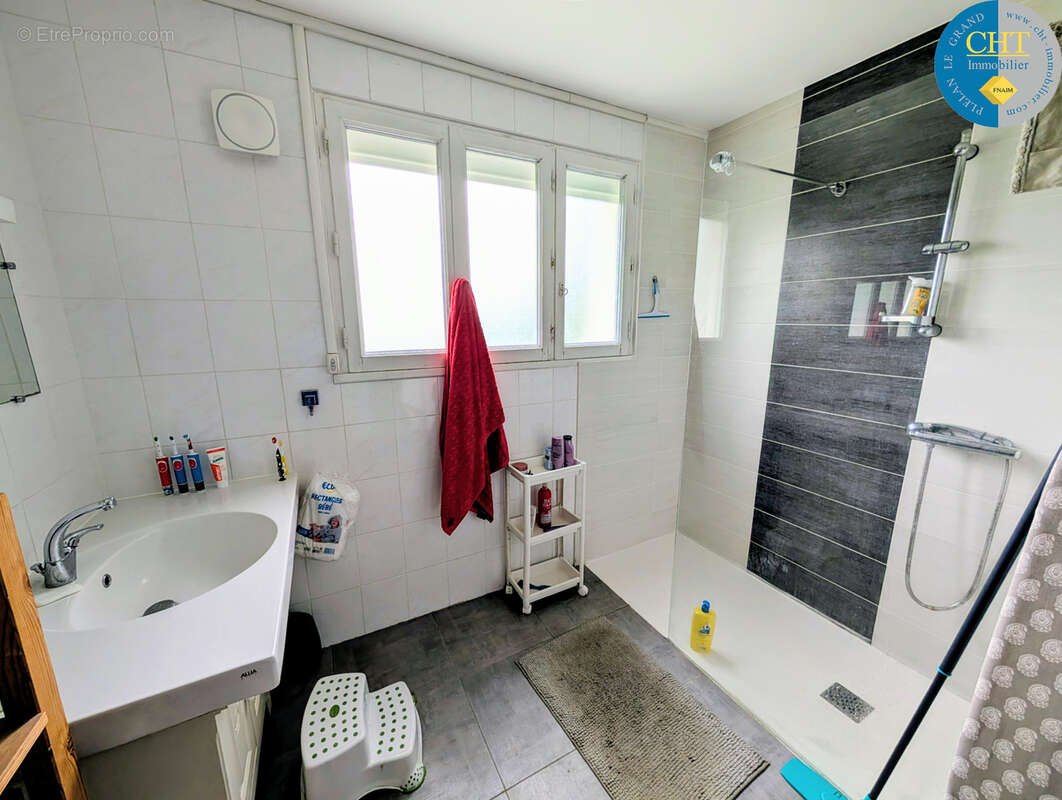 Grande maison familiale en centre-ville   guer bellevue (56380) avec cht immobilier - photo 7