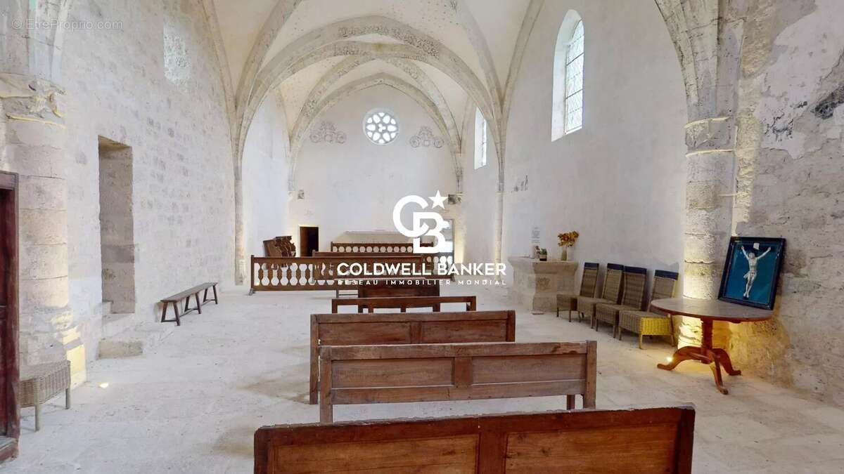 Maison à MONTAIGU-DE-QUERCY