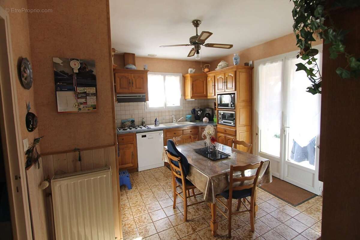 Maison à SAINT-PIERRE-D&#039;EYRAUD