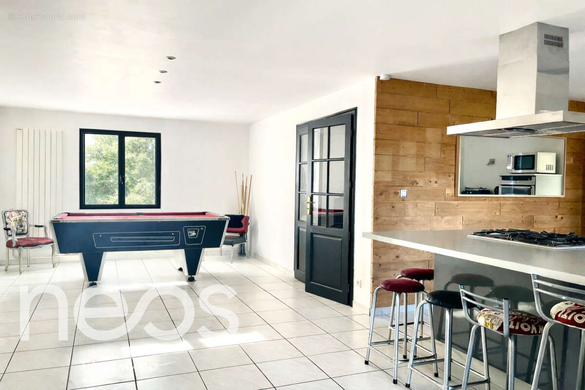 Maison à NOMAIN