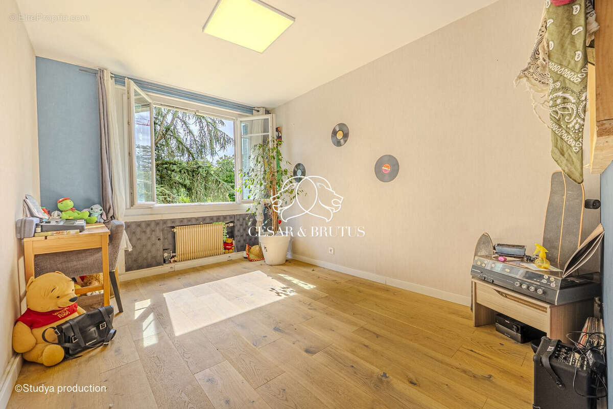 Appartement à TASSIN-LA-DEMI-LUNE