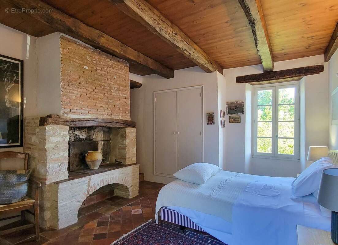 Maison à CORDES-SUR-CIEL